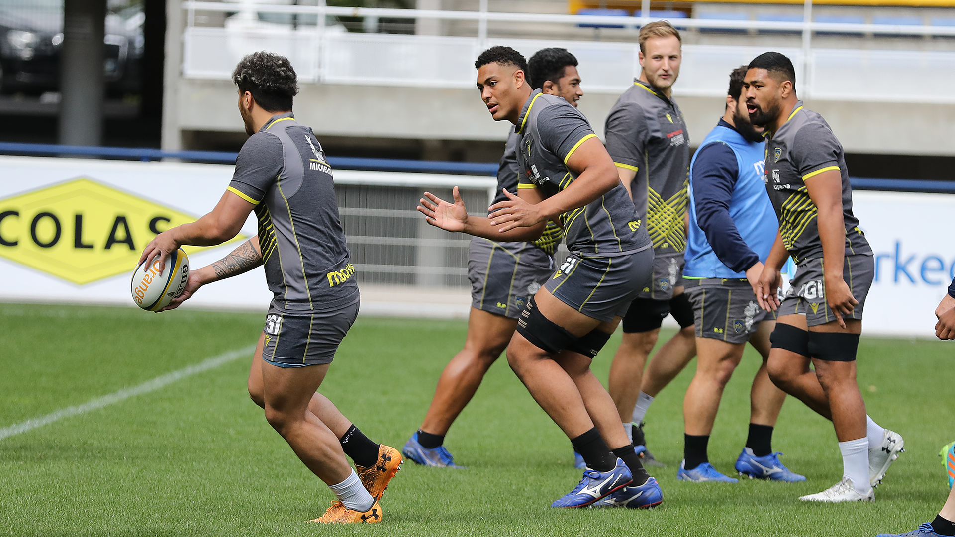 compo-racing-site.jpg compo-racing-site.jpg