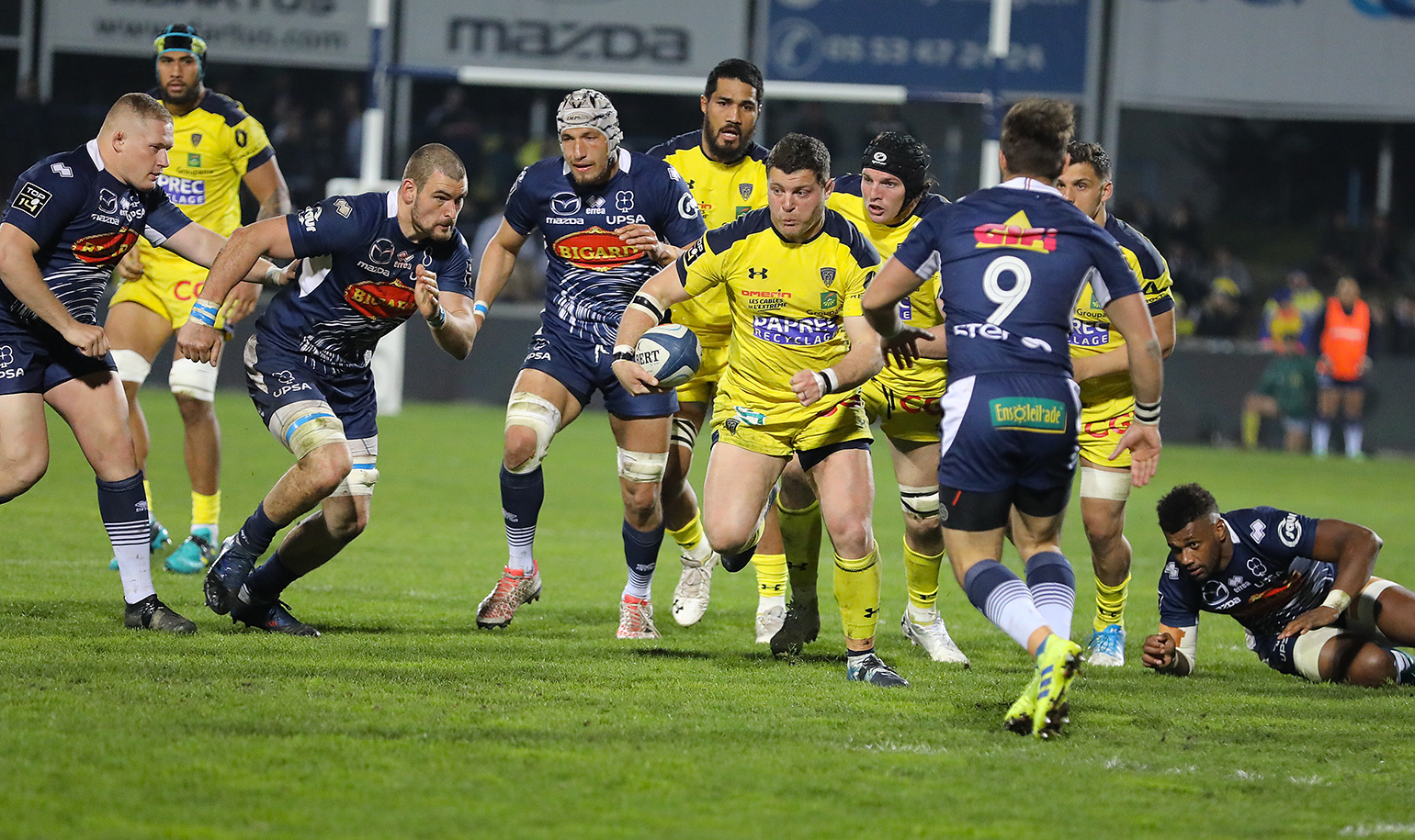 190323-melee.jpg 190323-melee.jpg