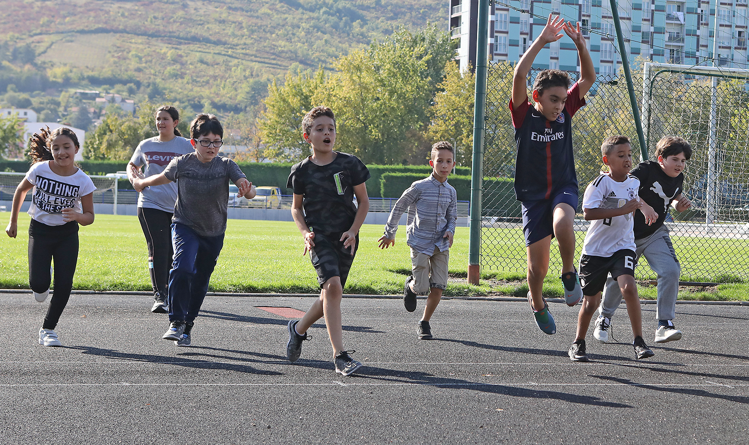 1809018-ecole-3.jpg 1809018-ecole-3.jpg